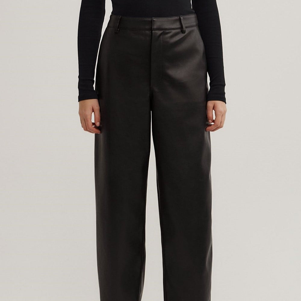 Women's faux leather straight leg trousers