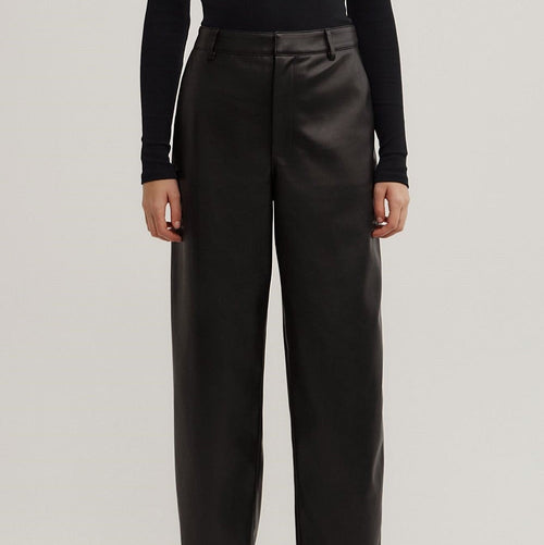 Women's faux leather straight leg trousers