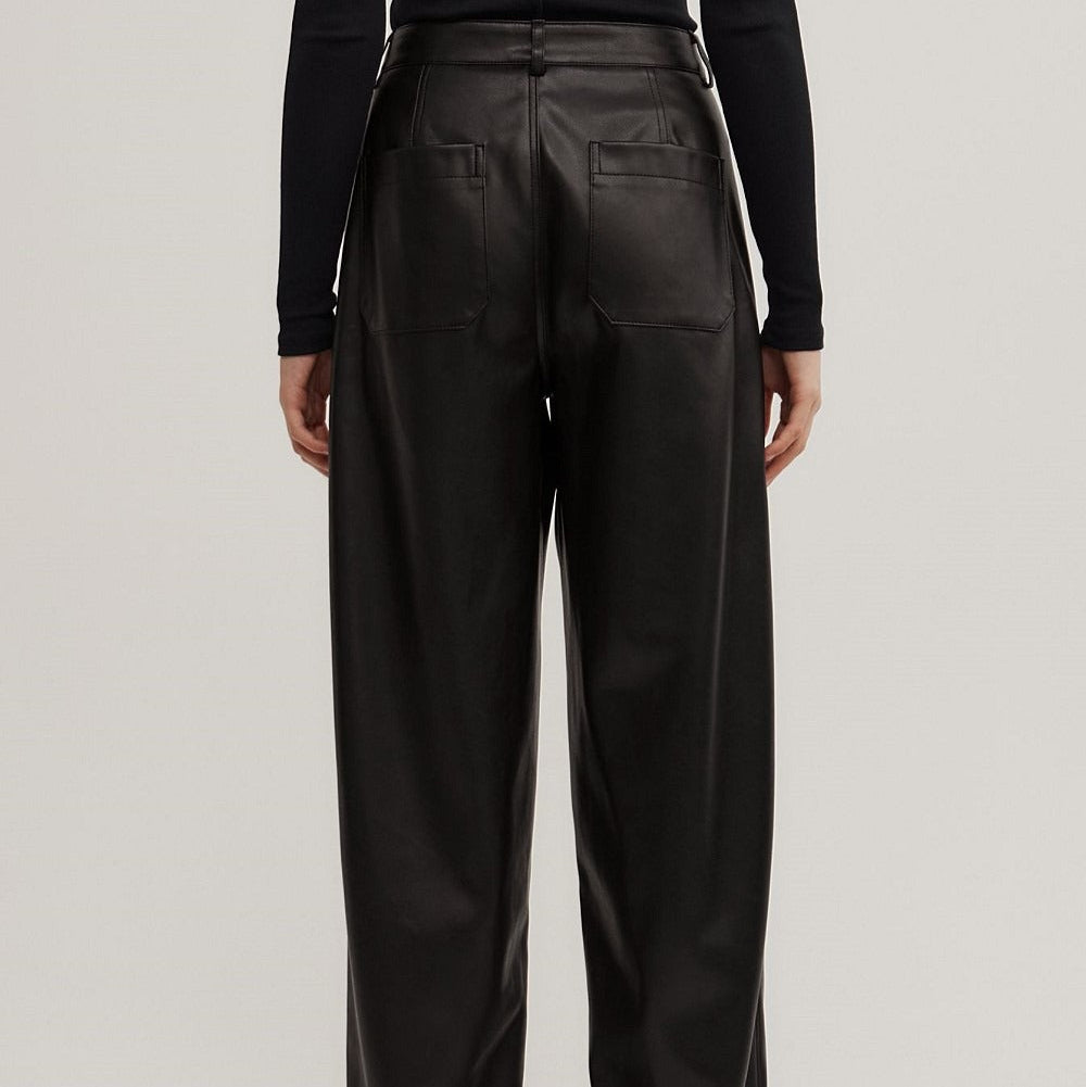 Women's faux leather straight leg trousers